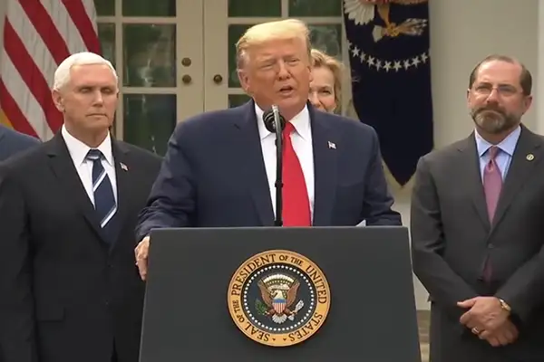 Trump: Hürmüz Boğazı’nda yaklaşan İran gemileri ortadan kaldırılacak