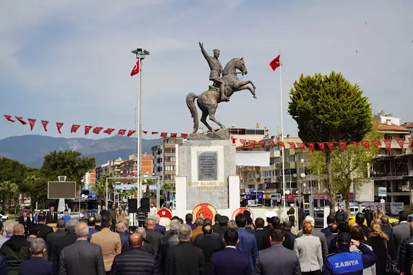 Atatürk’ün Edremit’e gelişinin 92. yıl dönümü kutlandı