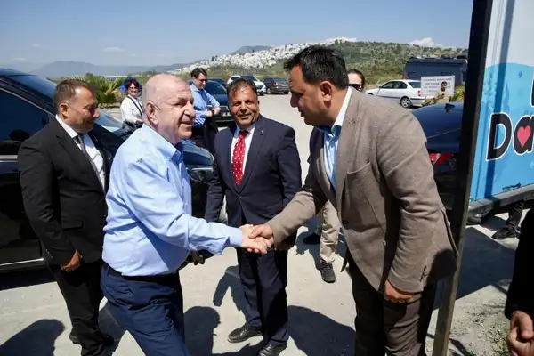 Özdağ, Dalaman Belediye Başkanı Durmuş’u ziyaret etti