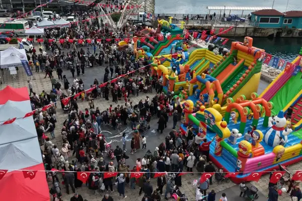 Gemlik’te 23 Nisan Ulusal Egemenlik ve Çocuk Bayramı kutlandı