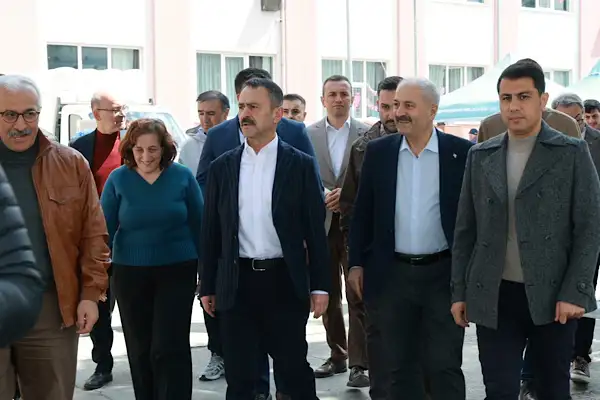Vali Aktaş’tan Gebze’de seçim sandıklarına ziyaret