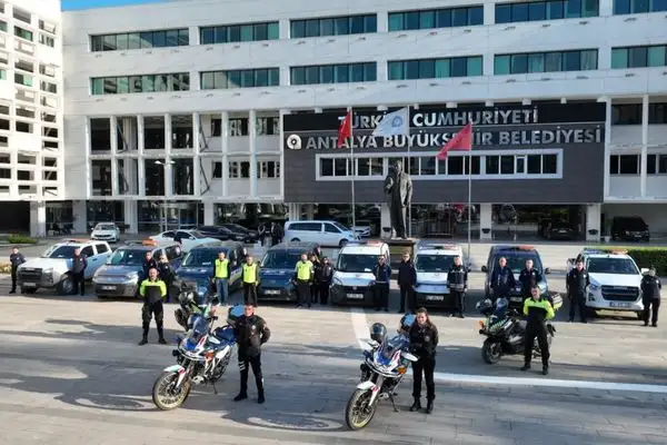 Antalya’da toplu taşıma araçlarına denetim