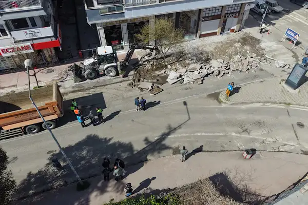 Samsun İstiklal Caddesi’nde asfalt ve kaldırım çalışmaları başladı