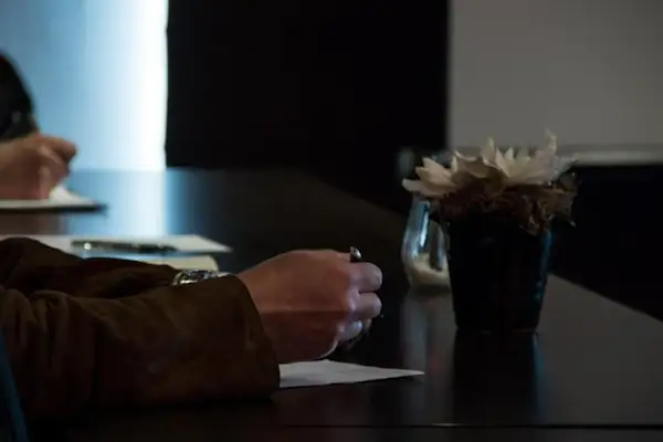 Al-Thani, Irak Cumhuriyeti Başbakanı adayı Al-Zaidi ile telefonda görüştü