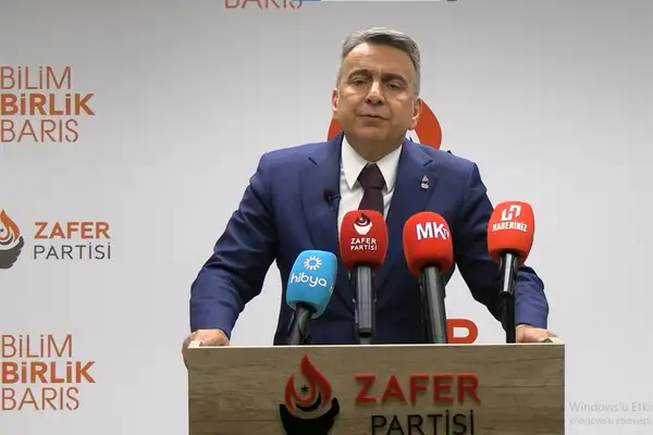 Karamahmutoğlu: Ya erken seçim ya ara seçim