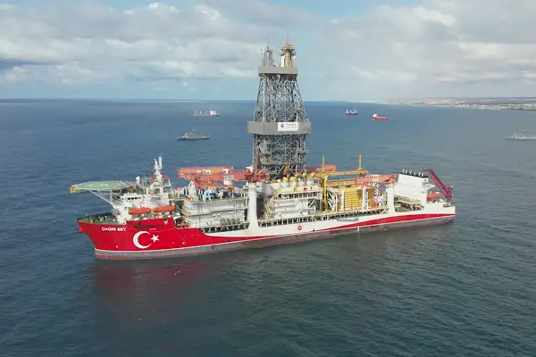 Çağrı Bey CURAD-1 kuyusuna doğru yola çıktı