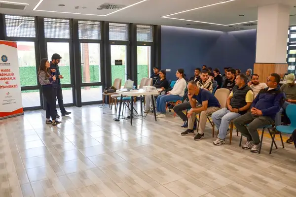 Diyarbakır’da kütüphanelerde bağımlılıkla mücadele eğitimi verildi