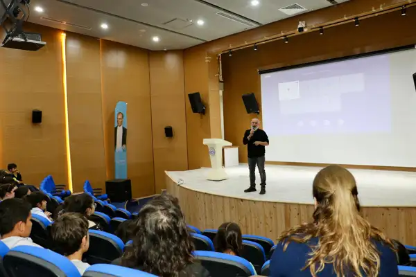 Kaş 1. Kitap Günleri başladı