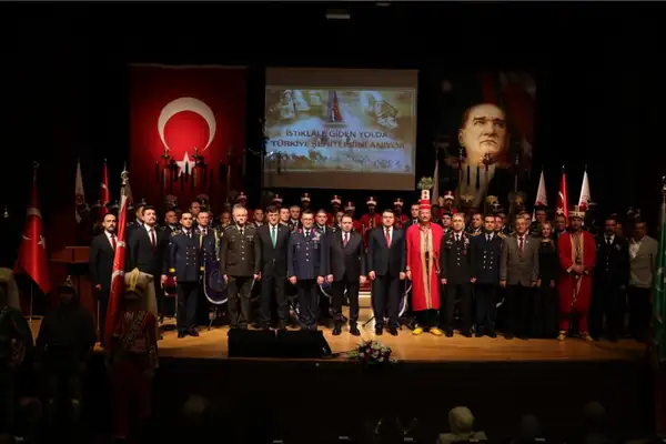 Kütahya’da şehitleri anma programı düzenlendi loading=