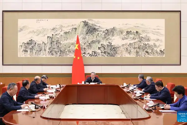 Çin’de yeşil dönüşüm için enerji reformu vurgusu