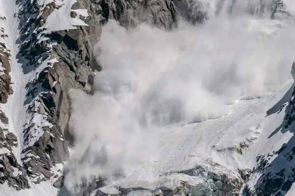Meteoroloji’den Doğu bölgeleri için çığ uyarısı