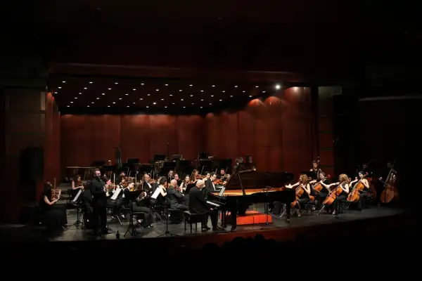 Eskişehir Büyükşehir Belediyesi Senfoni Orkestrası sahne aldı