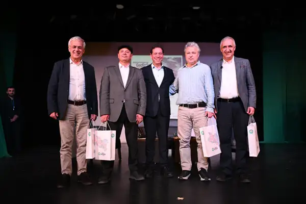 Gediz Nehri'ndeki kirliliğe dikkat çekmek için etkinlik düzenlendi