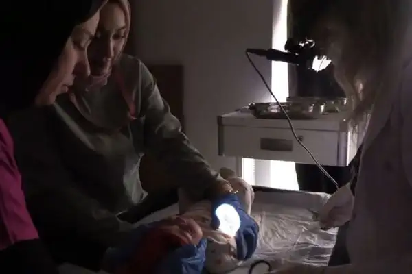 Yenidoğanlarda göz dibi taramasının erken tanıdaki önemi 