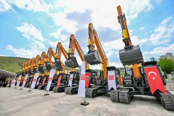 TBB’den Giresun Belediyesi’ne iş makinesi hibesi