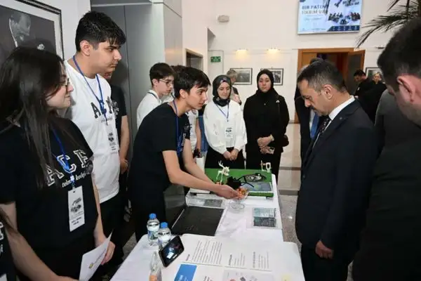 Vali Aktaş “Bir Patent Fikrim Var” ödül törenine katıldı