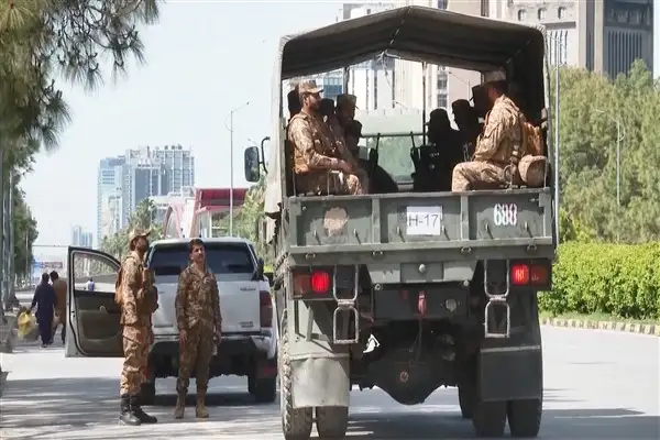 İslamabad’da güvenlik önlemleri artırıldı