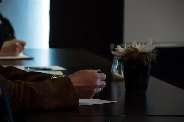 Al Khulaifi, Pakistan Başbakan Yardımcısı Dar ile telefonda görüştü