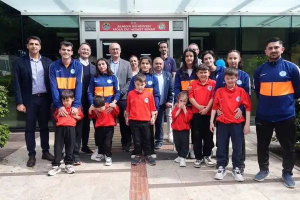 Otizmli bireylerden sanatla “barış” mesajı