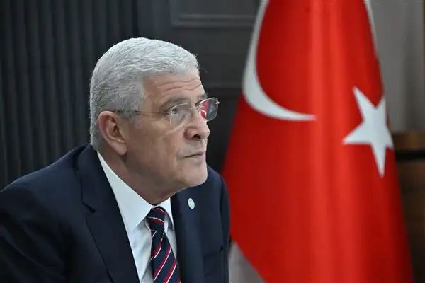 Dervişoğlu, gençlerle Atatürk’ün huzurunda buluştu