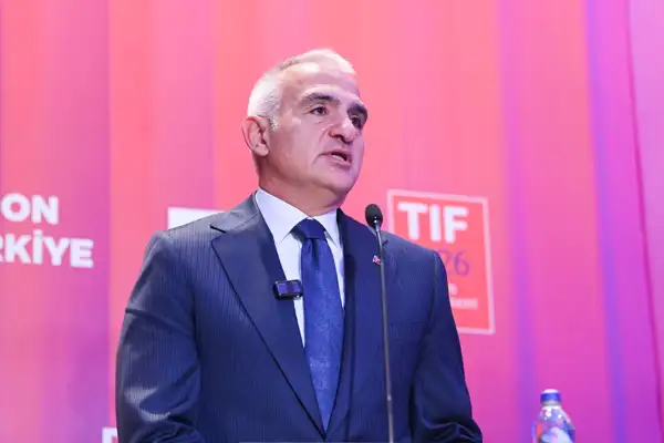 Bakan Ersoy: Necip Fazıl Kısakürek’i rahmet ve hürmetle yad ediyorum