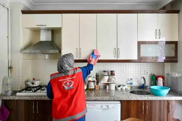 ABB’den ibadethane ve evlerde bayram temizliği