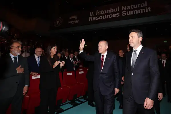 Erdoğan: Enerjide tam bağımsızlık hedefimizden vazgeçmeyeceğiz