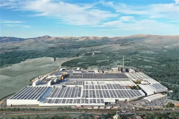 Sanayide enerji bağımsızlığı modeli: AKO Grup enerjisinin yüzde 20’sini güneşten alıyor