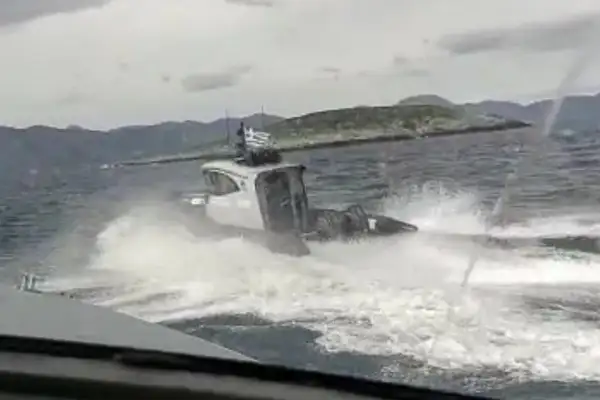 Beylikdüzü açıklarında arızalanan tekne kurtarıldı