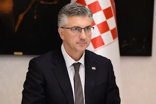 Plenkovic, Hırvatistan Silahlı Kuvvetleri’nin yıl dönümünü kutladı