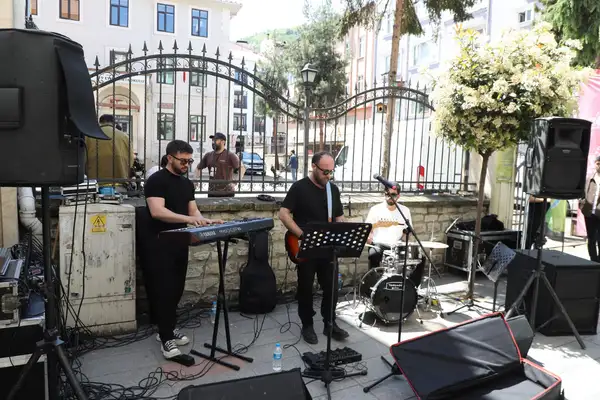 Ordu Caz Festivali kentte müzik şöleni yaşatıyor