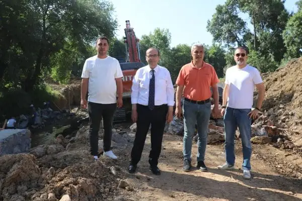 Başkan Yılmaz Ulu Hendek Deresi ıslah çalışmalarını inceledi