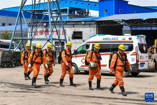 Xi’den Shanxi’deki maden kazası sonrası arama-kurtarma talimatı