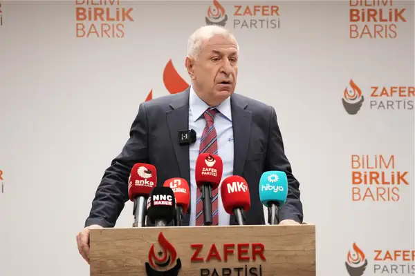 Özdağ: Bu karar demokratik siyasete karşı yapılmış bir saldırıdır