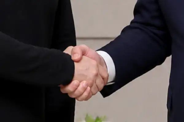 Peru ve Katar arasında diplomatik görüşme