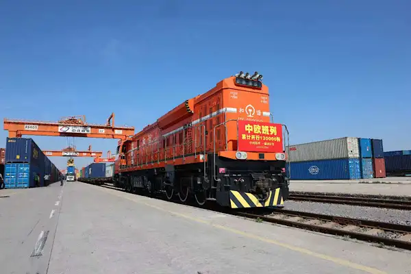 Çin-Avrupa yük treni seferleri, 130 bini aştı