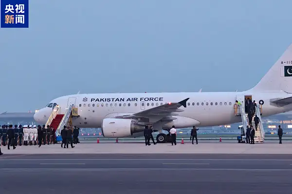 Pakistan Başbakanı Şerif’in Beijing temasları başlıyor