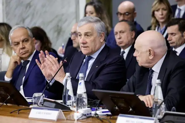 Tajani: Güney bölgelerinde ihracat ve enerji odaklı adımlar