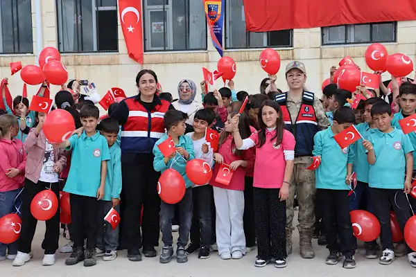 Siirt’te Milli Aile Haftası kapsamında farkındalık çalışmaları yürütüldü