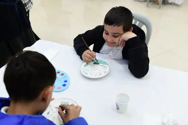 Kestel’de çocuklar ekrandan uzaklaşıp sanatla buluşuyor