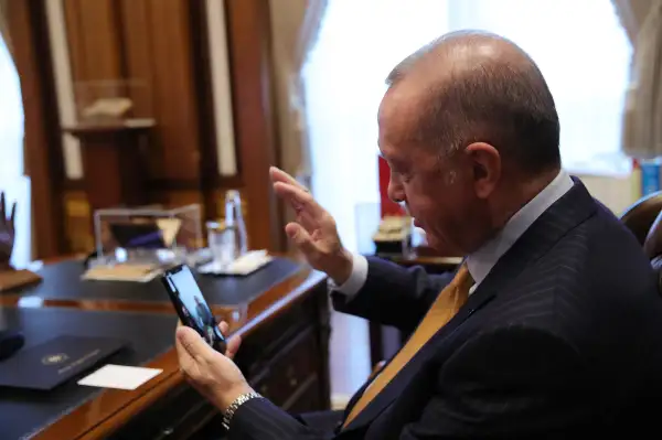 Cumhurbaşkanı Erdoğan, BAE Devlet Başkanı Al Nahyan ile görüştü
