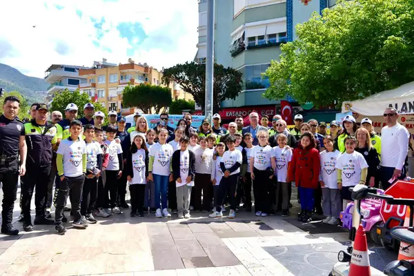 Alanya’da Trafik Haftası kapsamında farkındalık etkinliği düzenlendi