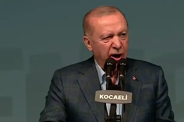 Erdoğan Kocaeli Stadyumu önünde vatandaşlara hitap etti