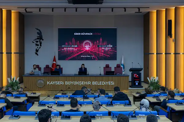 Büyükşehir’den personele “Siber Güvenlik Farkındalık Eğitimi”