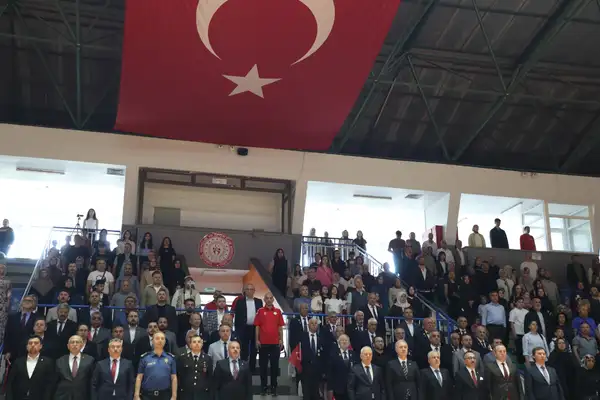 İnegöl’de 19 Mayıs kutlamaları düzenlendi
