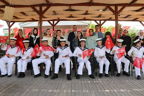 Yalova’da Temsili Askerlik Töreni öncesi kına gecesi etkinliği