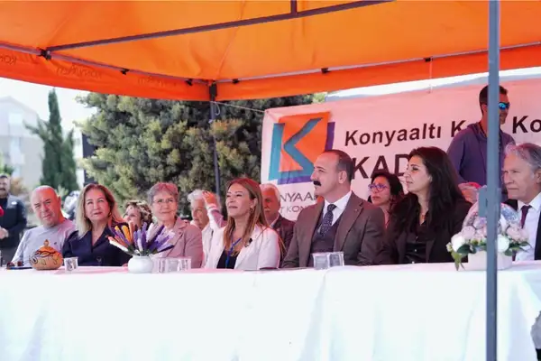 Konyaaltı'nda kadın emeği Dostluk Parkı’nda buluştu