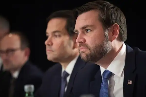Vance: İran asla nükleer silaha sahip olamaz