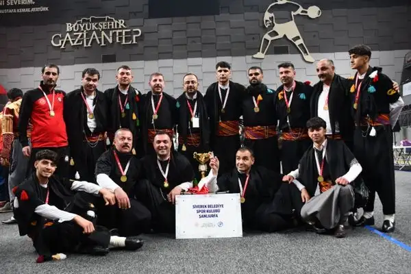 Siverek Belediyespor Halk Oyunları Ekibi Türkiye Finali’ne yükseldi