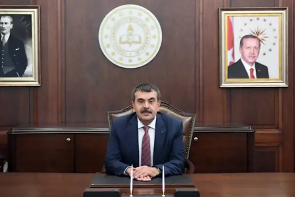 Bakan Tekin: Bayram sevinci paylaştıkça çoğalır